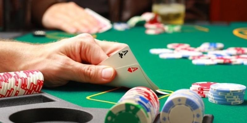 Mẹo Chơi Poker 77Win - Bí Quyết Để Chiến Thắng